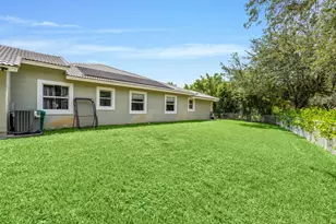 10668 NW 69th St, Parkland, FL 33076 - Photo 59