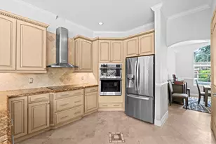 10668 NW 69th St, Parkland, FL 33076 - Photo 15