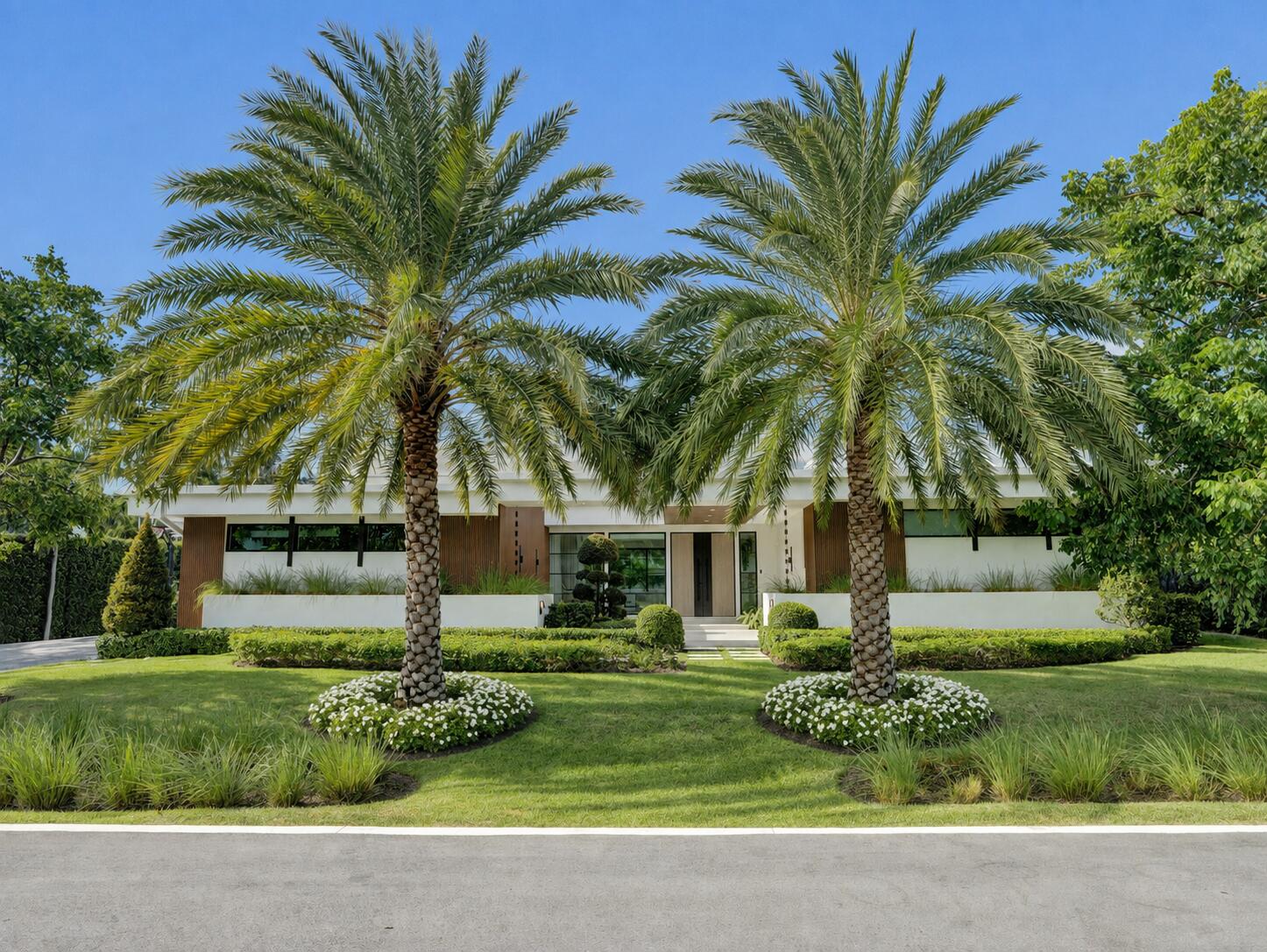 7 Tahoe Ln - 7 Tahoe Ln, Sea Ranch Lakes, FL 33308 Luxury Property | Jose Angel Pina