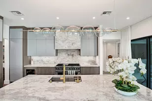 7 Tahoe Ln, Sea Ranch Lakes, FL 33308 - Photo 15