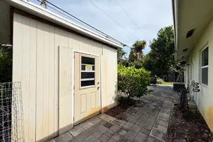 8748 Sunset Dr, Palm Beach Gardens, FL 33410 - Photo 9