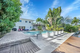 1771 NE 35th St, Oakland Park, FL 33334 - Photo 19