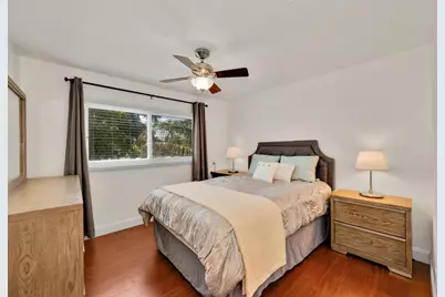 1771 NE 35th Street, Oakland Park, FL 33334 - Photo 23