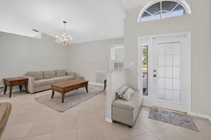 5756 Descartes Cir, Boynton Beach, FL 33472 - Photo 9