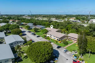65 Camden C, West Palm Beach, FL 33417 - Photo 3
