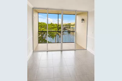 7 Royal Palm Way #505, Boca Raton, FL 33432 - Photo 5