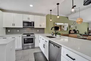 4799 NW 9th Ave, Deerfield Beach, FL 33064 - Photo 5