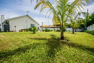 272 SW Fairchild Ave, Port Saint Lucie, FL 34984 - Photo 27