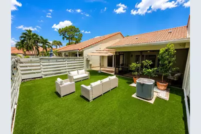 21596 Coronado Avenue, Boca Raton, FL 33433 - Photo 5
