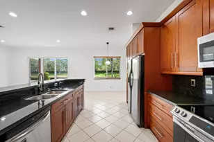 886 Sunflower Cir, Weston, FL 33327 - Photo 17
