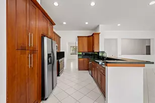 886 Sunflower Cir, Weston, FL 33327 - Photo 15