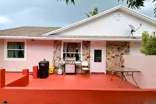 5045 SE Driftwood Ave, Stuart, FL 34997 - Photo 1