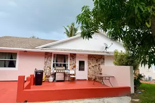 5045 SE Driftwood Ave, Stuart, FL 34997 - Photo 5