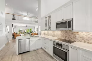 13514 Fountain View Blvd, Wellington, FL 33414 - Photo 11