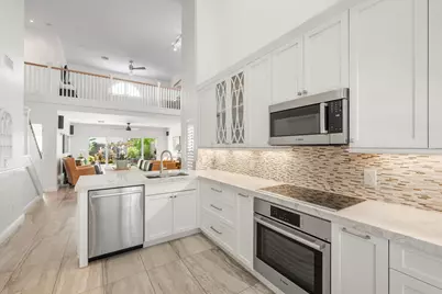 13514 Fountain View Boulevard, Wellington, FL 33414 - Photo 11