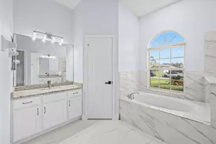 1038 SW Fisherman Ave, Port Saint Lucie, FL 34953 - Photo 21