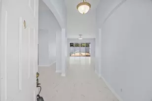 1038 SW Fisherman Ave, Port Saint Lucie, FL 34953 - Photo 5