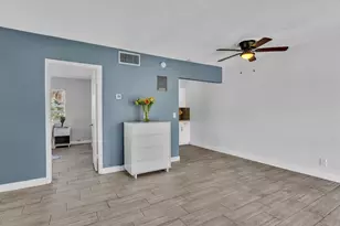 90 NE 19th Ave, Deerfield Beach, FL 33441 - Photo 17