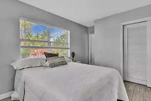 90 NE 19th Ave, Deerfield Beach, FL 33441 - Photo 15