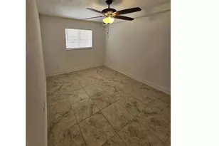 677 NE 24th St, Miami, FL 33137 - Photo 3