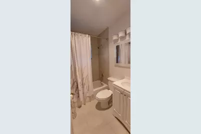 738 SW 5th Avenue, Hallandale Beach, FL 33009 - Photo 7