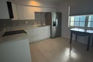 738 SW 5th Ave, Hallandale Beach, FL 33009 - Photo 15