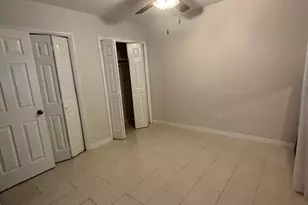 738 SW 5th Ave, Hallandale Beach, FL 33009 - Photo 17