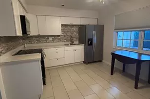 738 SW 5th Ave, Hallandale Beach, FL 33009 - Photo 9