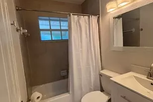 738 SW 5th Ave, Hallandale Beach, FL 33009 - Photo 21