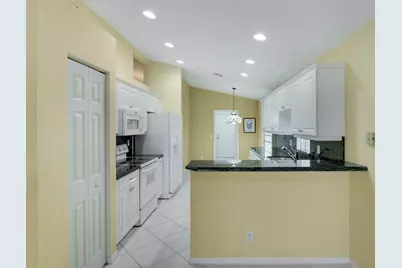 6806 Rienzo Street, Lake Worth, FL 33467 - Photo 15