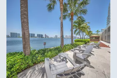 18100 N Bay Road #707, Sunny Isles Beach, FL 33160 - Photo 27