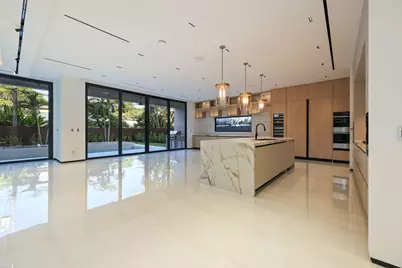 728 NE 17th Terrace, Fort Lauderdale, FL 33304 - Photo 5
