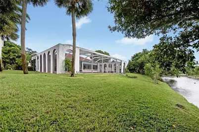4903 Woodlands Boulevard, Tamarac, FL 33319 - Photo 5