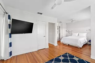 627 Solar Isle Dr, Fort Lauderdale, FL 33301 - Photo 17
