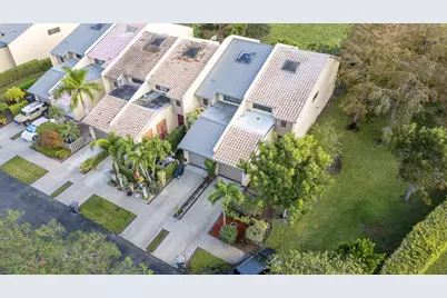 1989 Canterbury Circle, Wellington, FL 33414 - Photo 13