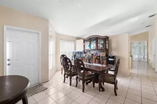 6179 Savannah Way, Lake Worth, FL 33463 - Photo 3