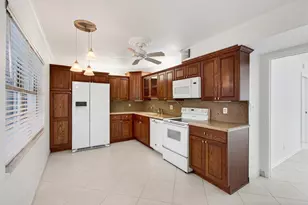802 Cypress Grove Ln, Pompano Beach, FL 33069 - Photo 25