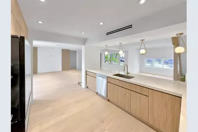 729 NE 17th Terrace, Fort Lauderdale, FL 33304 - Photo 5
