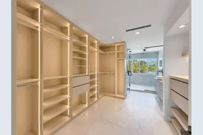 729 NE 17th Terrace, Fort Lauderdale, FL 33304 - Photo 17