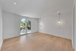 729 NE 17th Terrace, Fort Lauderdale, FL 33304 - Photo 13