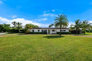 310 Orange Way, West Palm Beach, FL 33405 - Photo 3