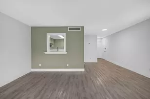 2517 S 17th St, Fort Pierce, FL 34982 - Photo 1