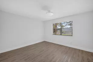 2517 S 17th St, Fort Pierce, FL 34982 - Photo 7