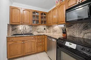 6287 Bay Club Dr, Fort Lauderdale, FL 33308 - Photo 5