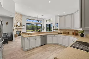 1902 S Club Dr, Wellington, FL 33414 - Photo 9