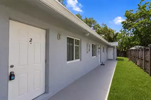 709 SW 13th Ave, Fort Lauderdale, FL 33312 - Photo 1