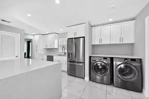 7961 N Normandy St, Miramar, FL 33023 - Photo 17