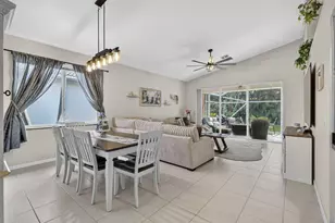 9106 Bay Point Cir, West Palm Beach, FL 33411 - Photo 19