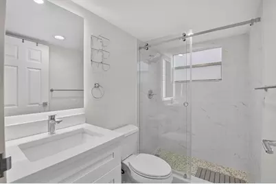 352 Brittany H, Delray Beach, FL 33446 - Photo 9