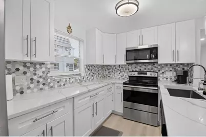 352 Brittany H, Delray Beach, FL 33446 - Photo 3